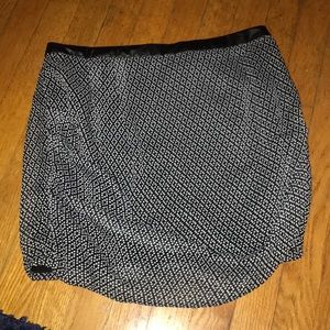 NWT black skirt